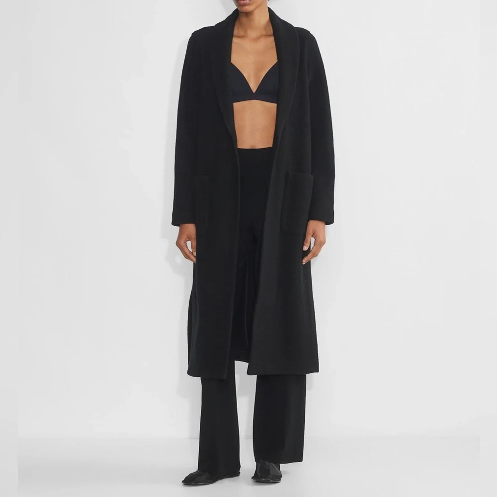 Babaton Luxe Lounge Jacket - Picture 2 of 15